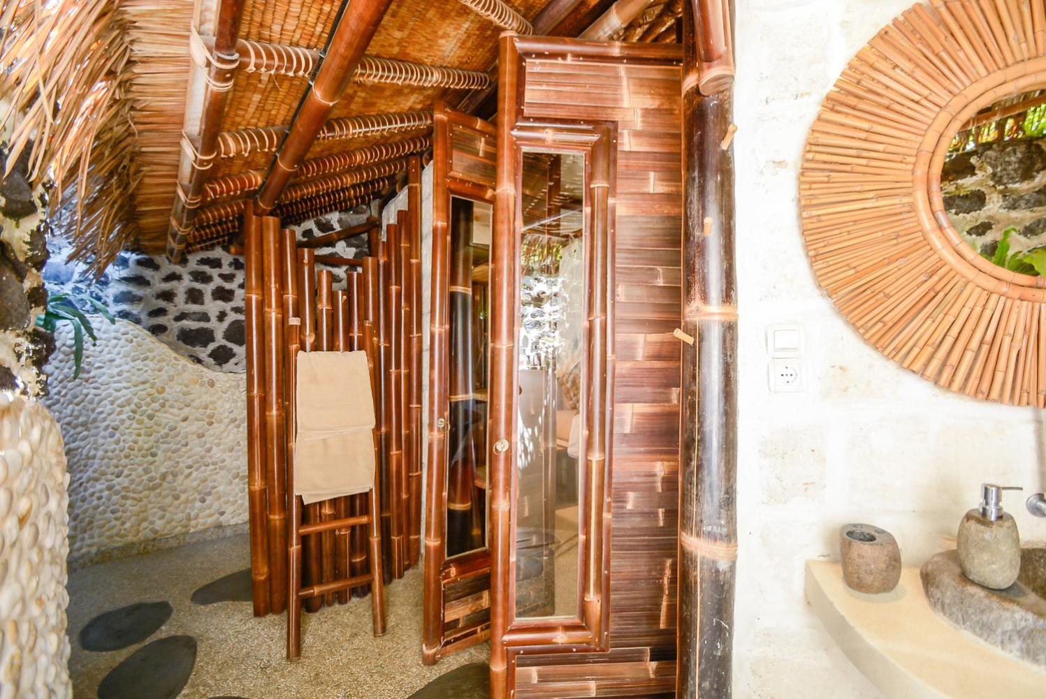 Le Bamboo Bali Villa Uluwatu Стая снимка